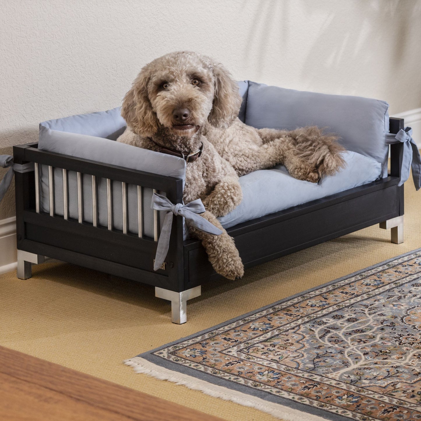 Manhattan Pet Bed